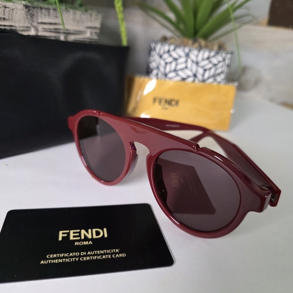 Fendi Burgundy Sunglasses All Inclusive New - Picture 1 of 9